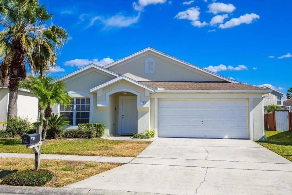 160 BLOOMINGDALE DRIVE, DAVENPORT, FL 33897
