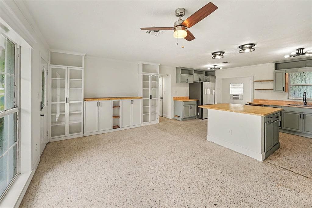766 41ST AVENUE NE, ST PETERSBURG, FL 33703 — zdjęcie 5