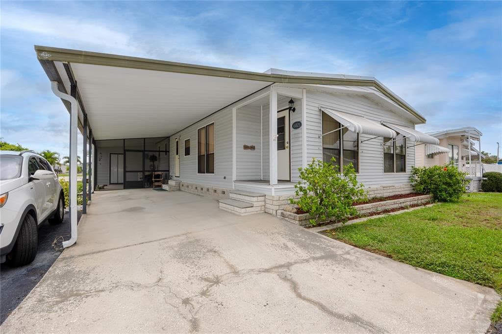 6821 AMERICANA DRIVE NE # 106, ST PETERSBURG, FL 33702 — zdjęcie 2