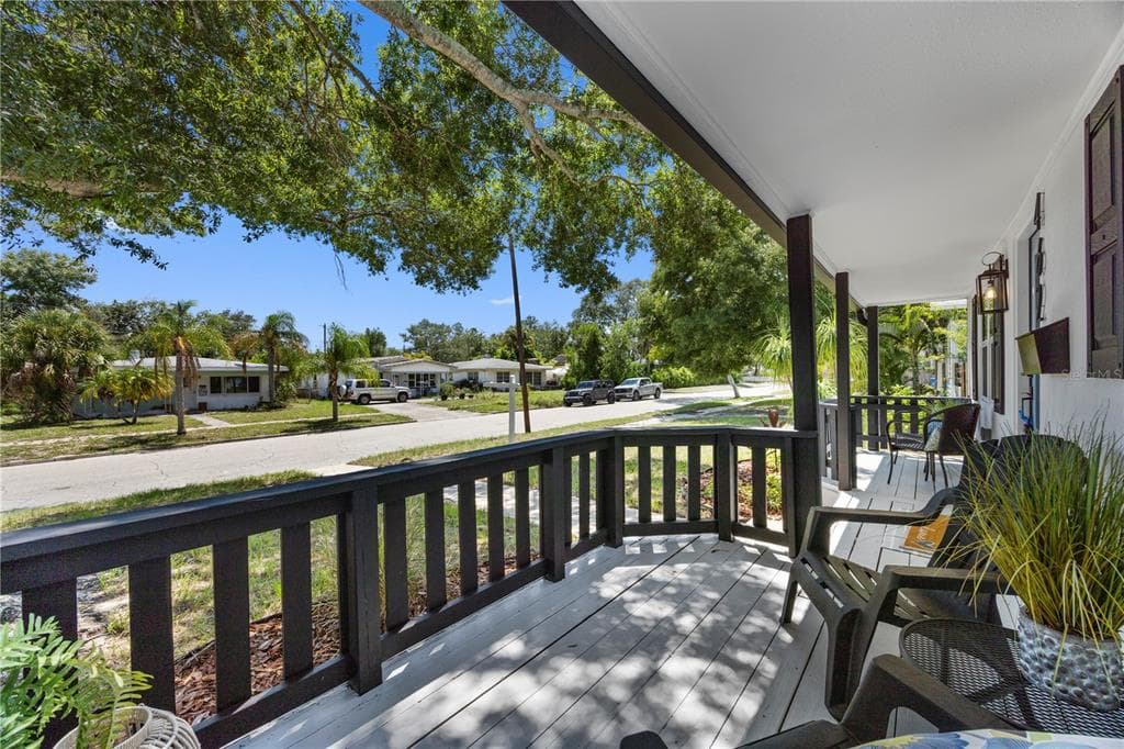 4621 4TH AVENUE N, ST PETERSBURG, FL 33713 — zdjęcie 2