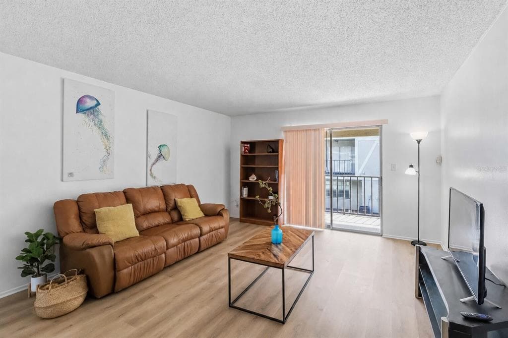 14462 REUTER STRASSE CIRCLE # 607, TAMPA, FL 33613 — zdjęcie 4