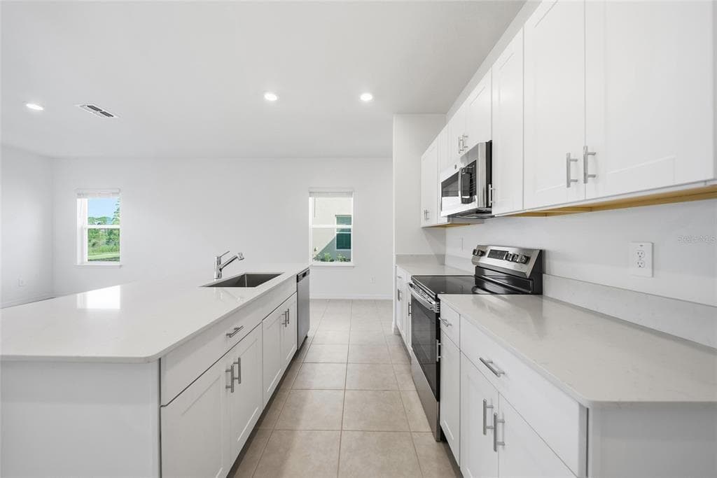 8879 COQUI SONG LANE, LAND O LAKES, FL 34637 — zdjęcie 3