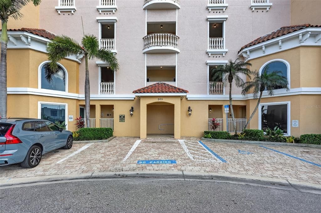 205 BRIGHTWATER DRIVE # 202, CLEARWATER BEACH, FL 33767 — zdjęcie 3