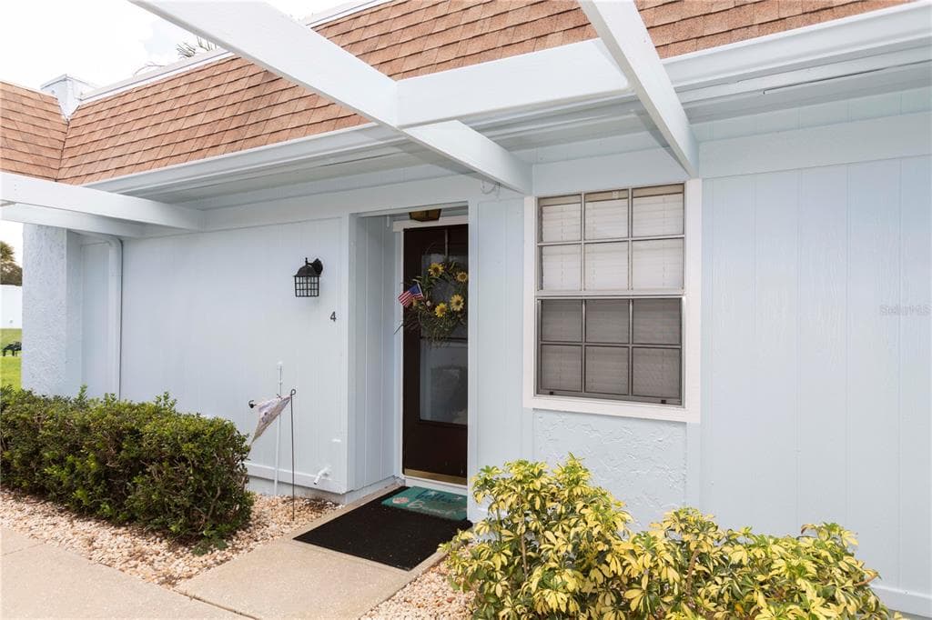 11140 CARRIAGE HILL DRIVE # 4, PORT RICHEY, FL 34668