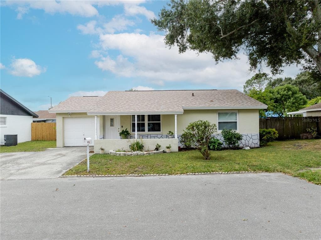 10118 HUNTERS POINT COURT, TAMPA, FL 33615 — zdjęcie 2