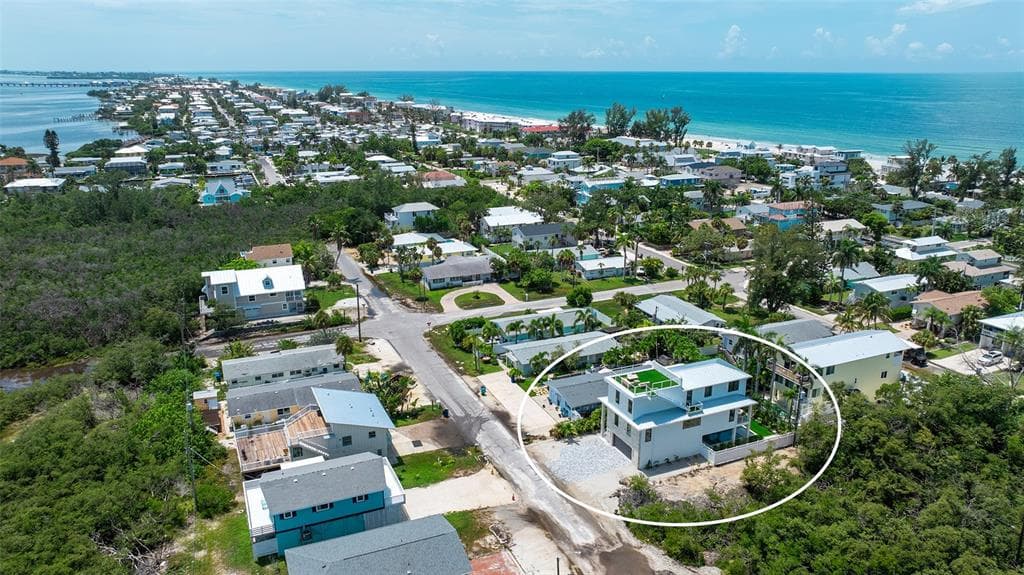 2908 AVENUE B, BRADENTON BEACH, FL 34217 — zdjęcie 2