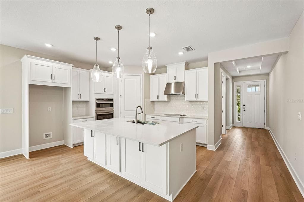 7028 FOXBORO WAY, NOKOMIS, FL 34275 — zdjęcie 2