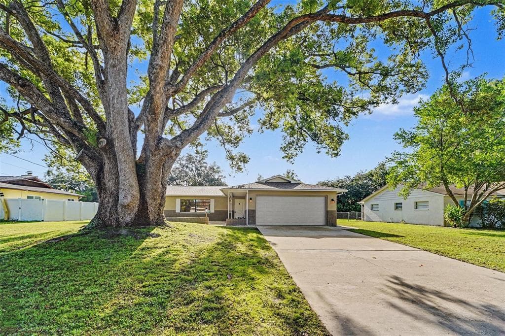 1364 DILL AVENUE, SPRING HILL, FL 34608
