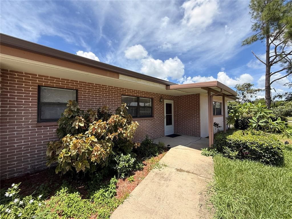 164 PINEWOOD AVENUE, CLEARWATER, FL 33765