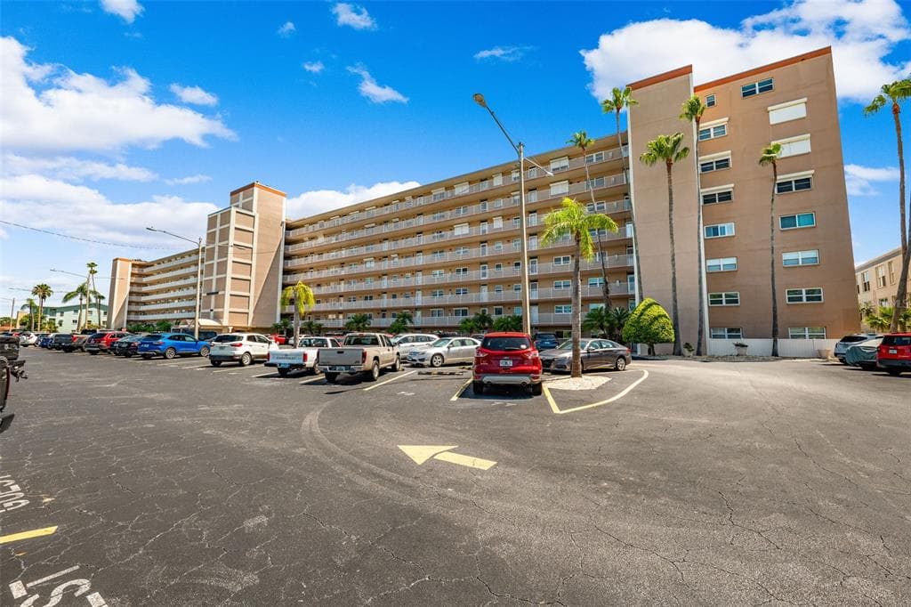 1847 SHORE DRIVE S # 101, ST PETERSBURG, FL 33707 — zdjęcie 2