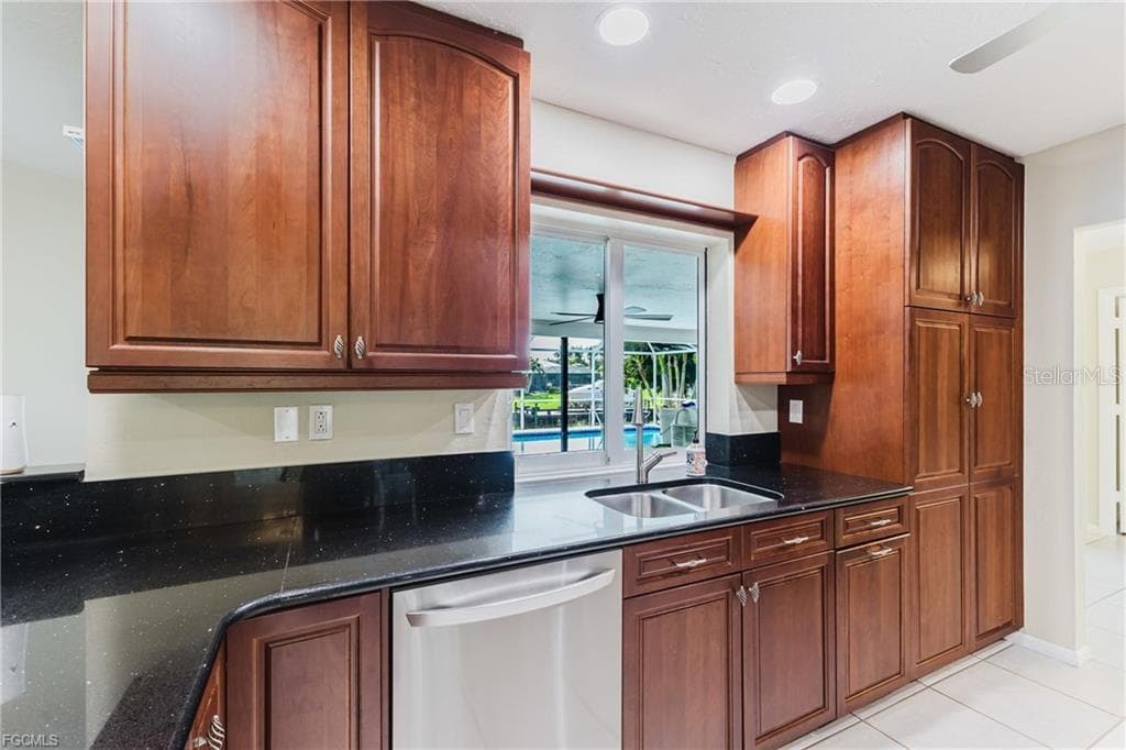 3319 SE 17TH AVENUE, CAPE CORAL, FL 33904 — zdjęcie 5