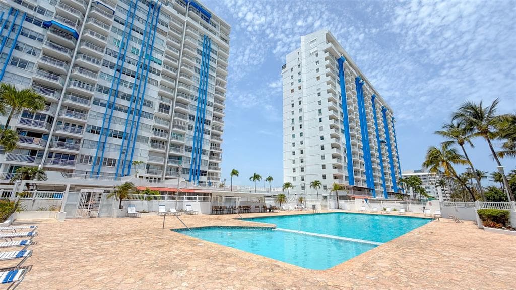 5349 AVE. ISLA VERDE # 601, CAROLINA, PR 00979