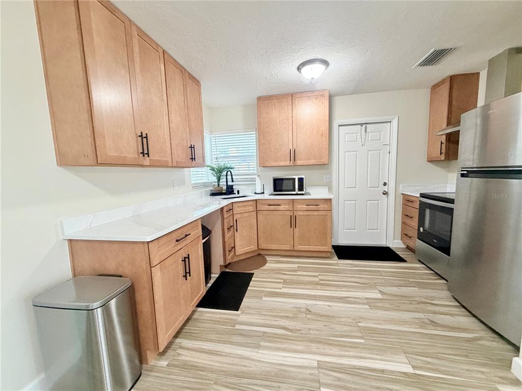 1650 HASTINGS DRIVE, DELTONA, FL 32725 — zdjęcie 3