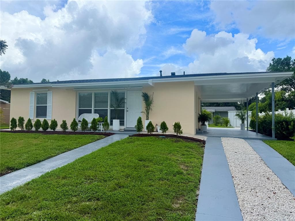 1650 HASTINGS DRIVE, DELTONA, FL 32725