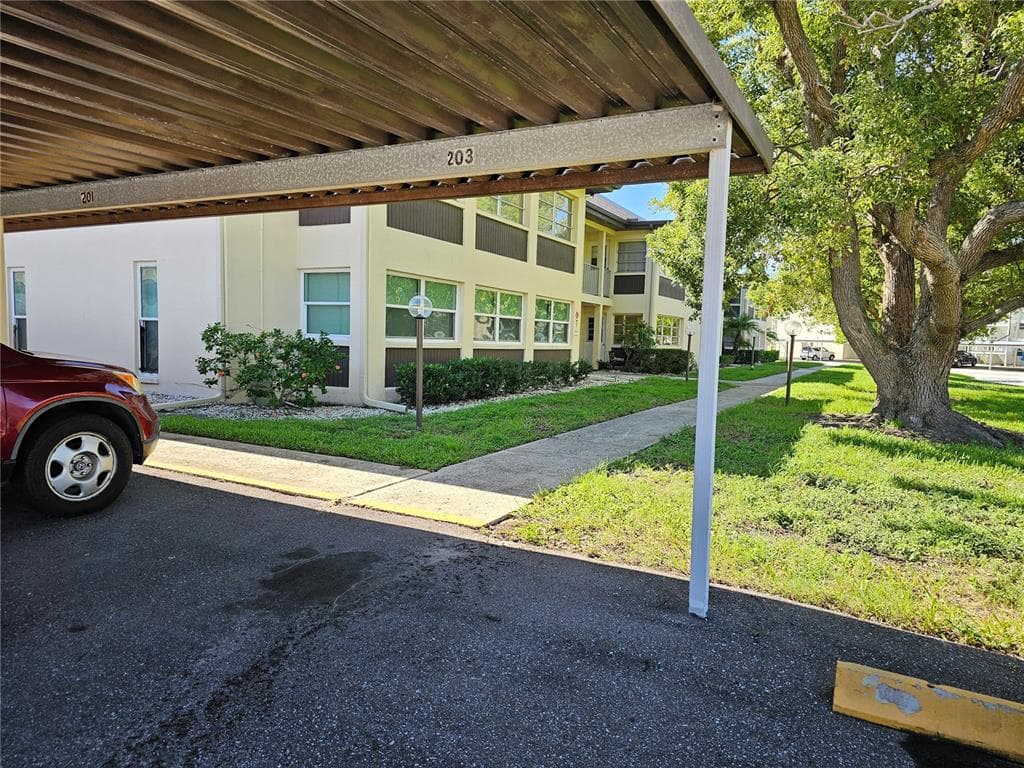 5242 OPAL LANE # 101, NEW PORT RICHEY, FL 34652