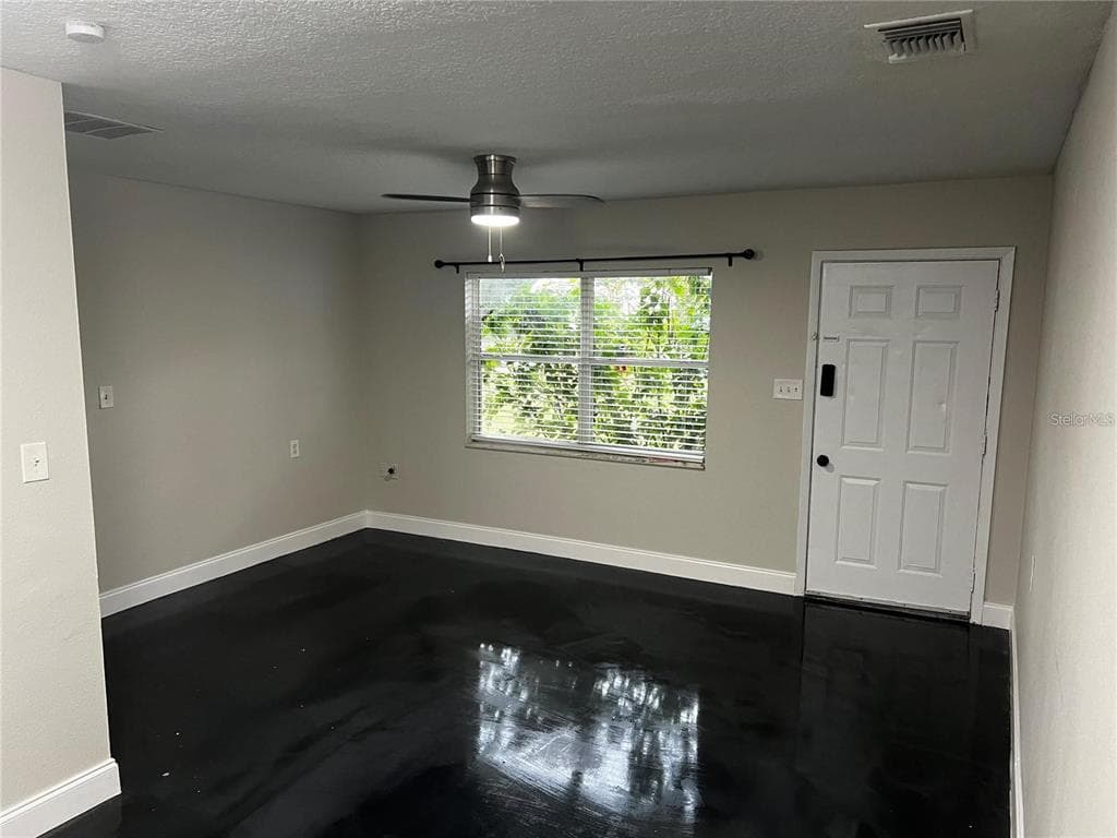 2117 BONNEVILLE DRIVE, ORLANDO, FL 32826 — zdjęcie 4