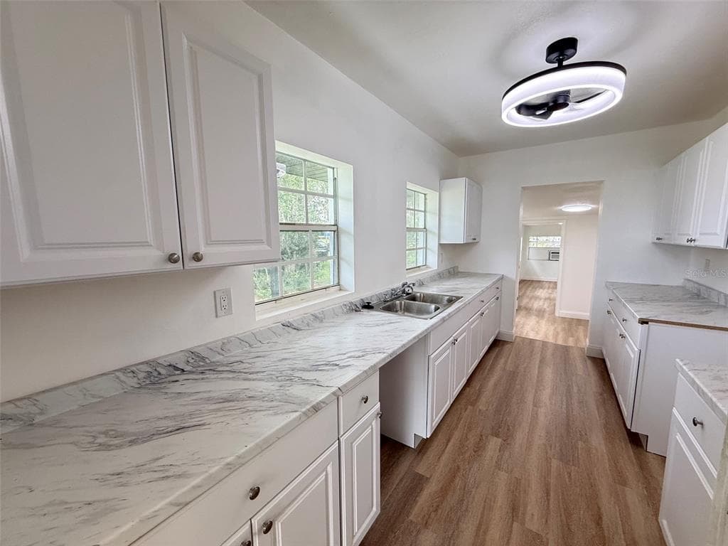 165 E POMELO STREET, GROVELAND, FL 34736 — zdjęcie 4
