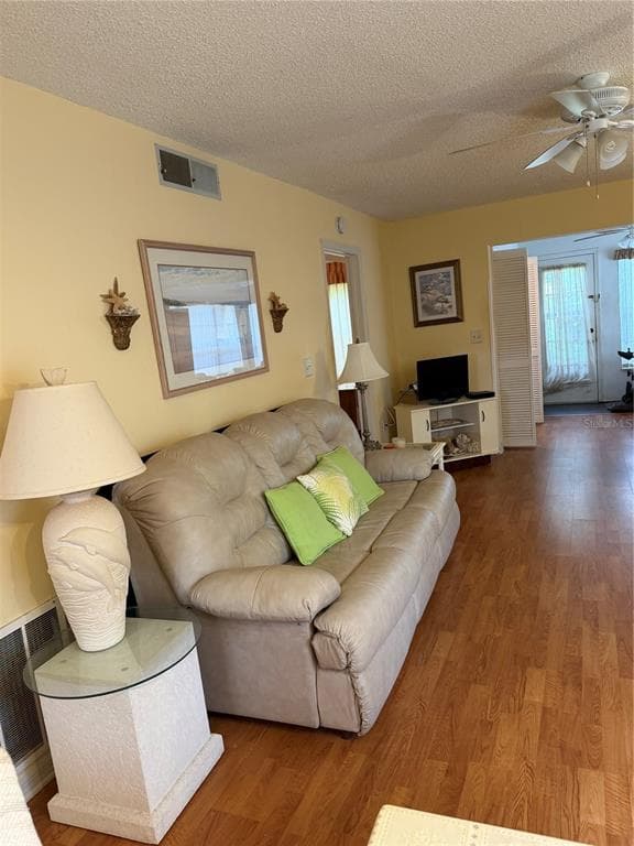 2400 WINDING CREEK BOULEVARD # 18A-110, CLEARWATER, FL 33761 — zdjęcie 5