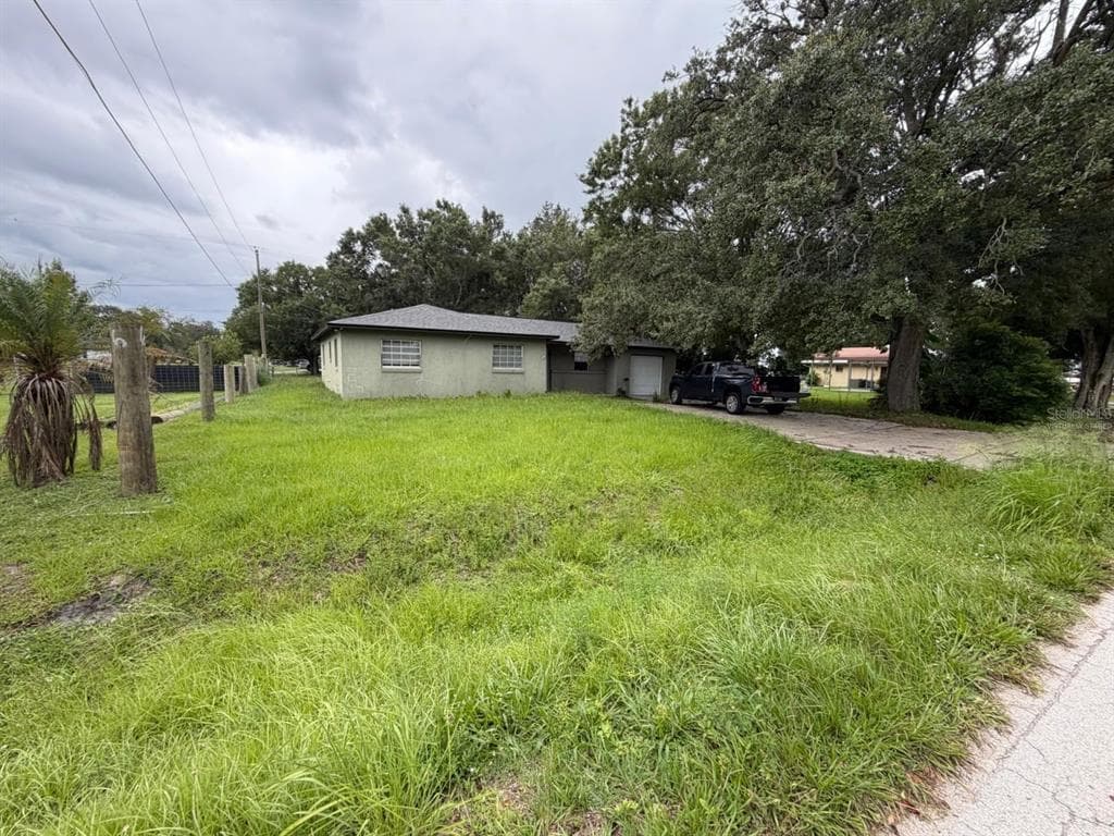 1423 NE LIVINGSTON STREET, ARCADIA, FL 34266