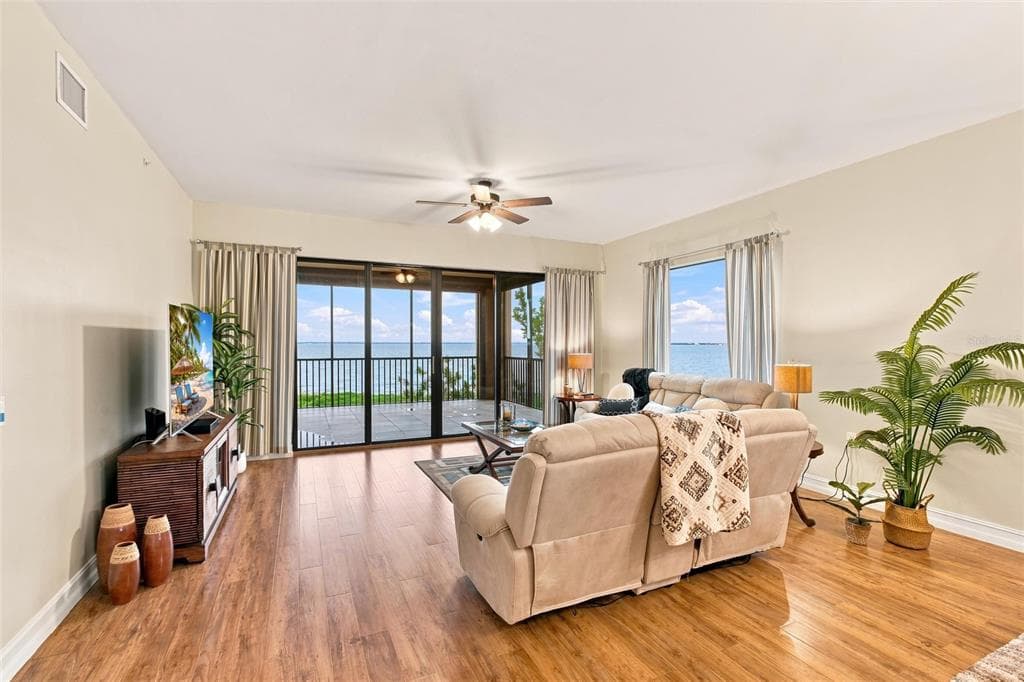87 VIVANTE BOULEVARD # 206, PUNTA GORDA, FL 33950 — zdjęcie 4