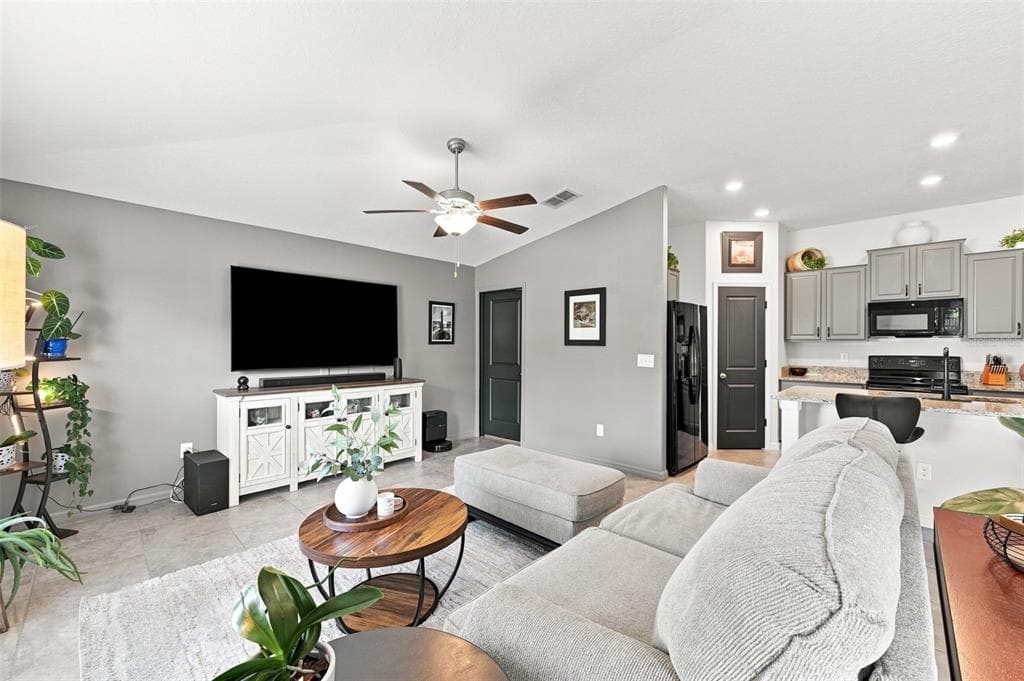 7109 SALT RIVER AVENUE, SUN CITY CENTER, FL 33573 — zdjęcie 5