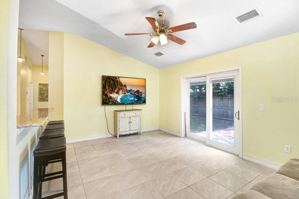 1131 DOGWOOD AVENUE, TAMPA, FL 33613 — zdjęcie 5
