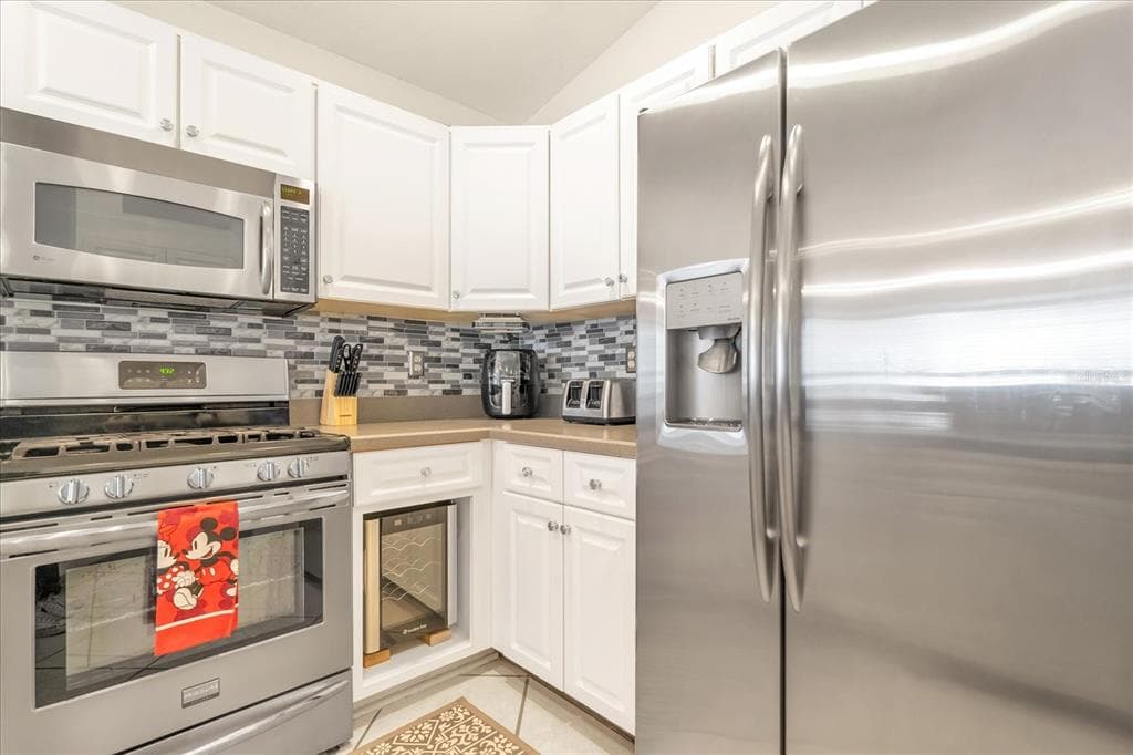 111 PINEWOOD DRIVE, DAVENPORT, FL 33896 — zdjęcie 2