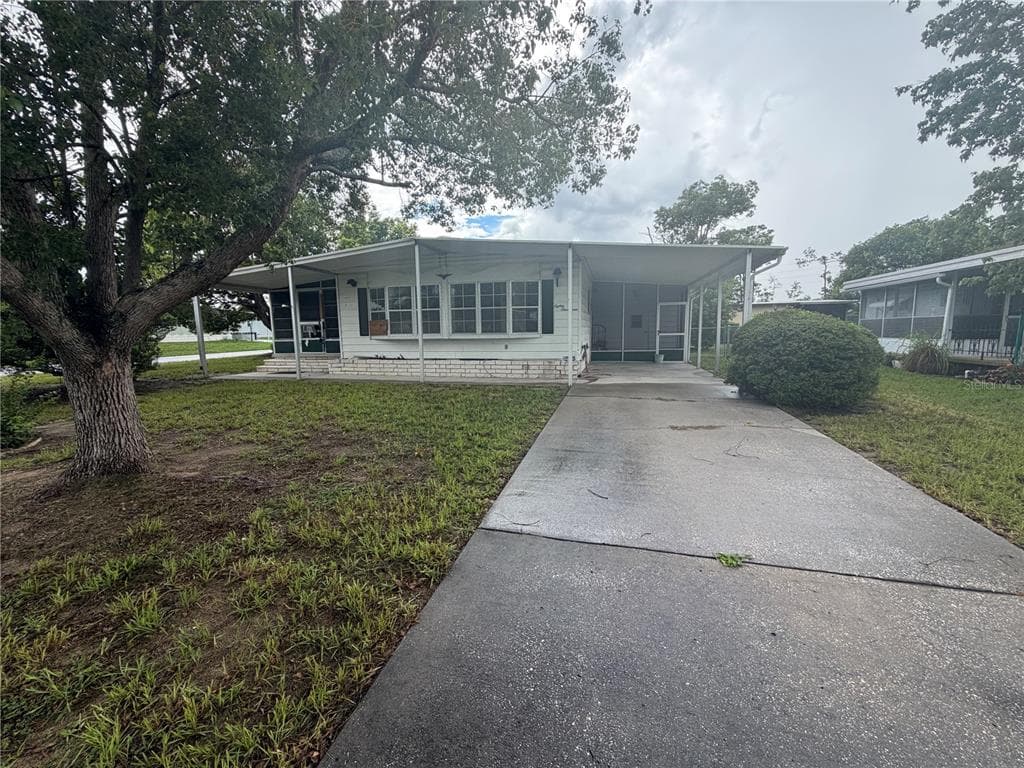 8017 FAIRLANE AVENUE, BROOKSVILLE, FL 34613