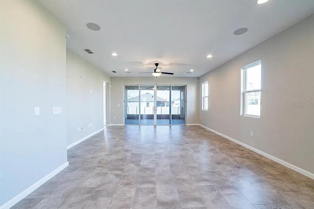 203 SANGMON COURT, GROVELAND, FL 34736 — zdjęcie 3