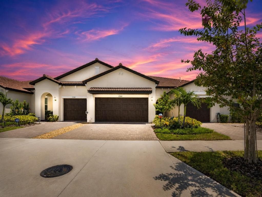 17242 HOLLY WELL AVENUE, WIMAUMA, FL 33598