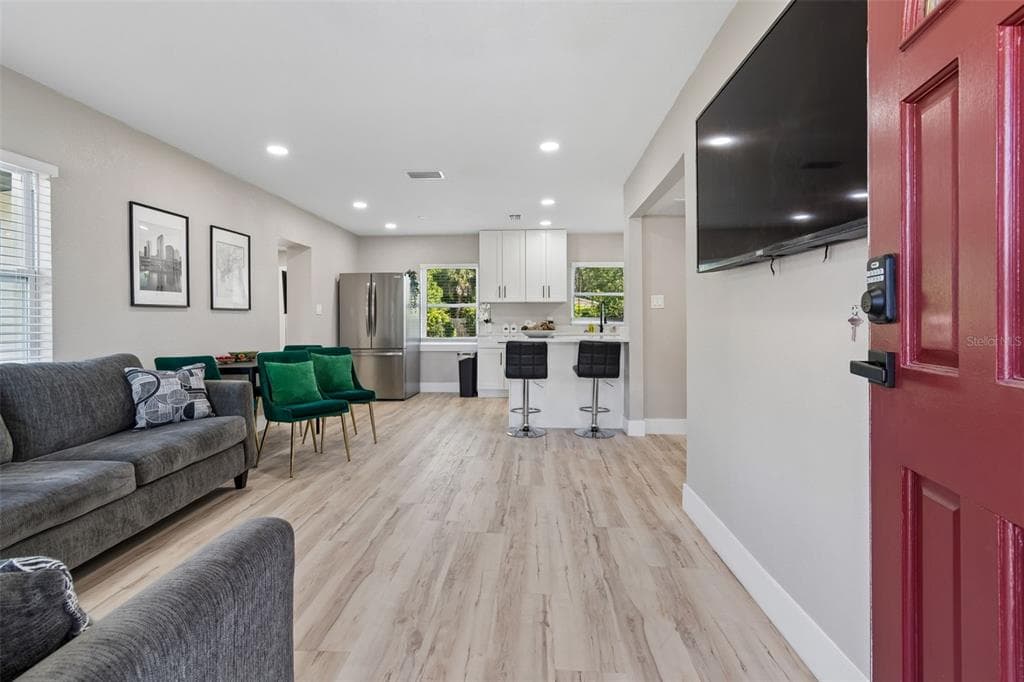 5 W SPANISH MAIN STREET, TAMPA, FL 33609 — zdjęcie 2