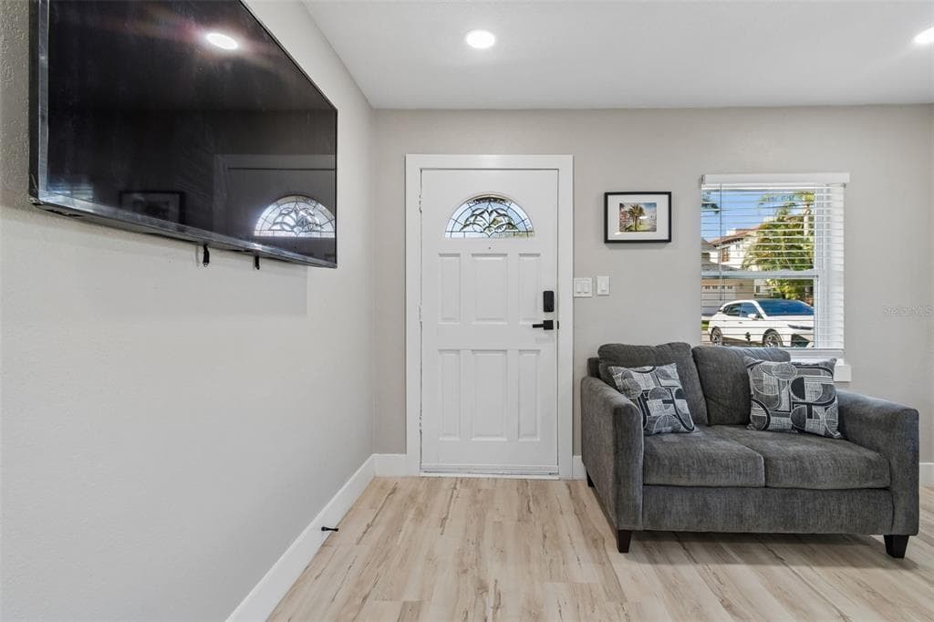 5 W SPANISH MAIN STREET, TAMPA, FL 33609 — zdjęcie 3