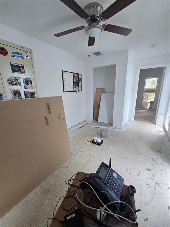 908 GRAND CENTRAL STREET, CLEARWATER, FL 33756 — zdjęcie 4