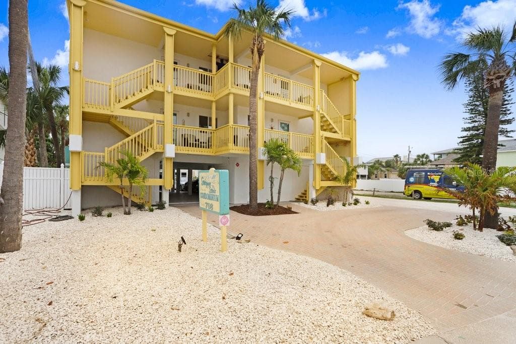708 GULF BOULEVARD # A, INDIAN ROCKS BEACH, FL 33785 — zdjęcie 4