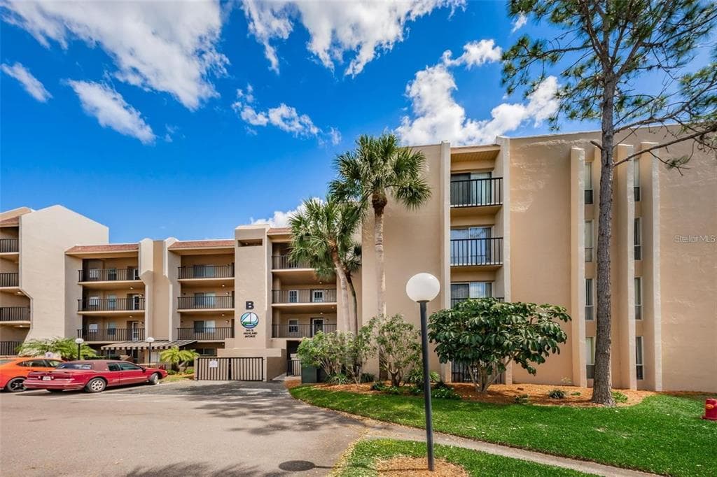 90 S HIGHLAND AVENUE # 214, TARPON SPRINGS, FL 34689 — zdjęcie 2