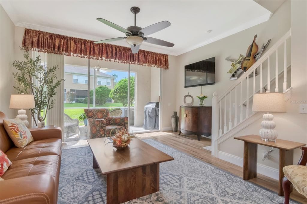 4111 BISMARCK PALM DRIVE, TAMPA, FL 33610 — zdjęcie 4