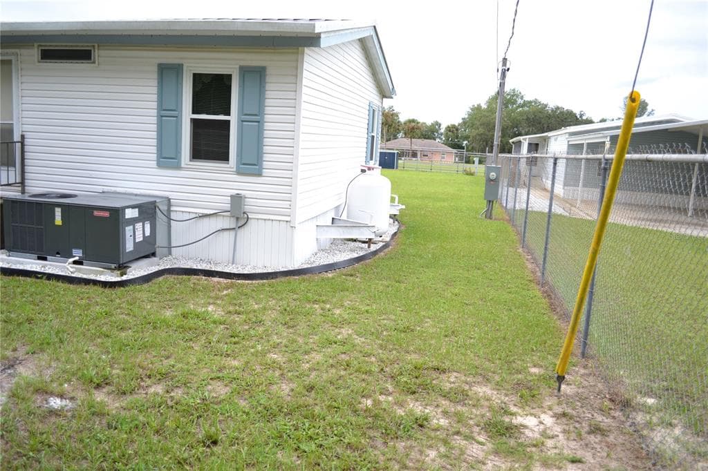 5951 SE 158TH COURT, OCKLAWAHA, FL 32179 — zdjęcie 5