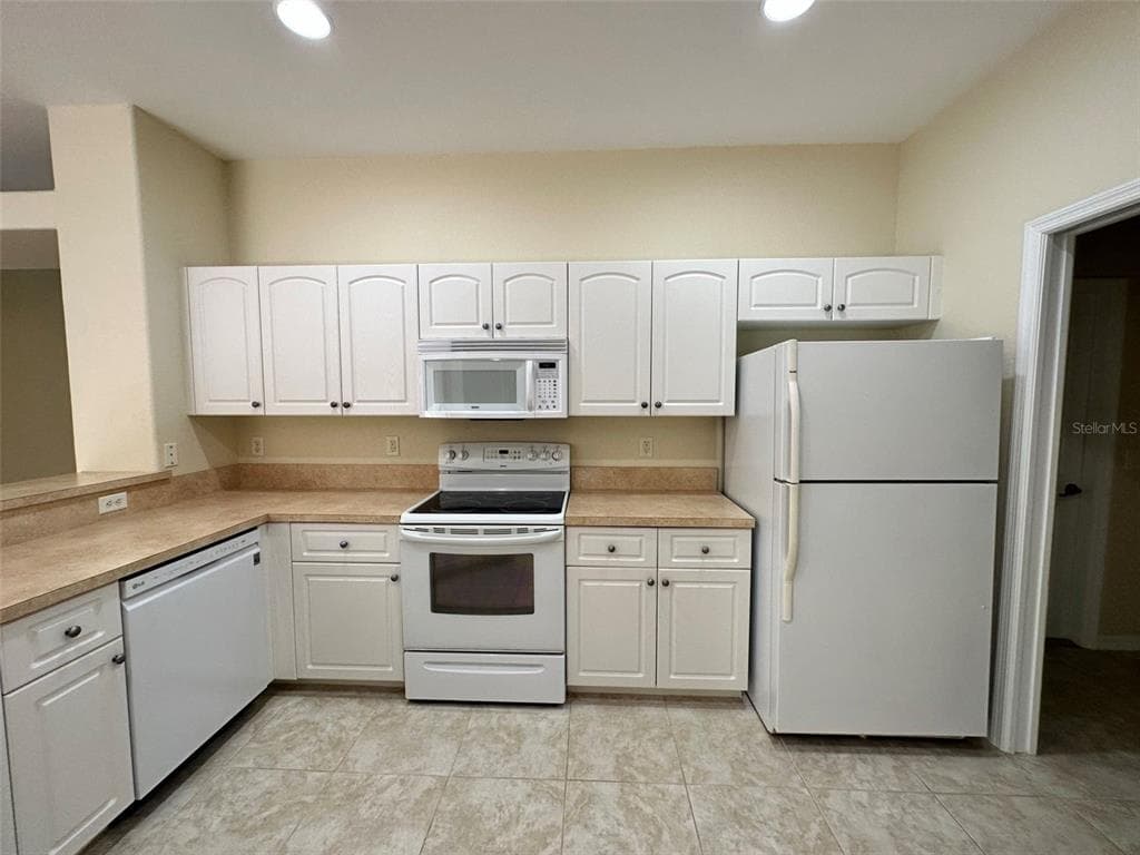 3643 SPINNER AVENUE, NORTH PORT, FL 34286 — zdjęcie 5