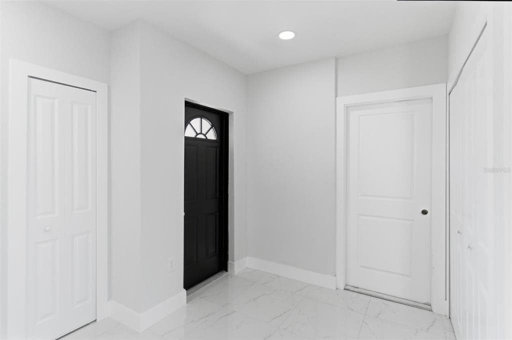 107 E 15TH STREET, LEHIGH ACRES, FL 33972 — zdjęcie 5