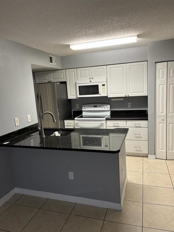 2207 ANTIGUA PLACE # 715, KISSIMMEE, FL 34741 — zdjęcie 4