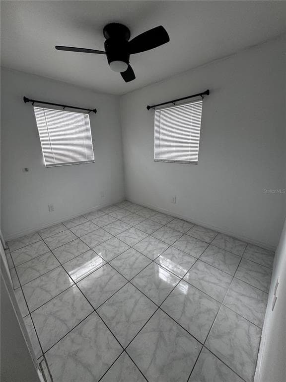 4202 E OKARA ROAD, TAMPA, FL 33617 — zdjęcie 2