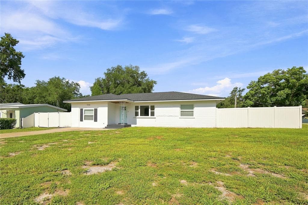 9708 FOREST HILLS DRIVE, TAMPA, FL 33612 — zdjęcie 3