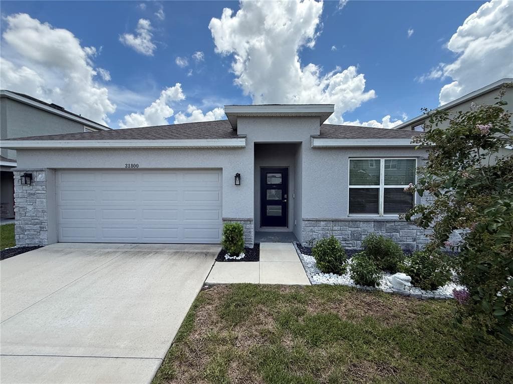 31800 OYSTER TRELLIS LANE, WESLEY CHAPEL, FL 33545