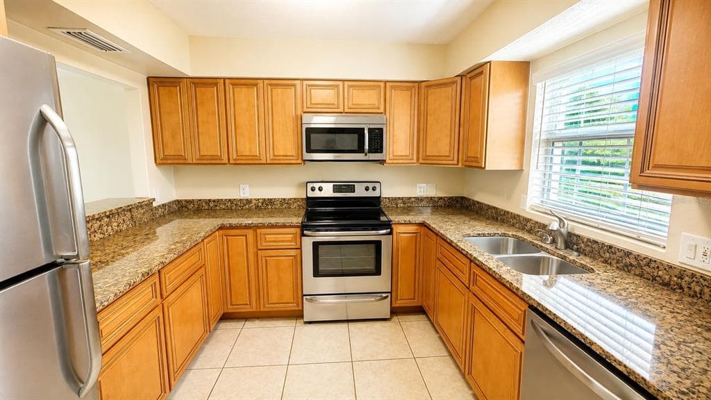 2405 ASPINWALL STREET # 2405, SARASOTA, FL 34237 — zdjęcie 3