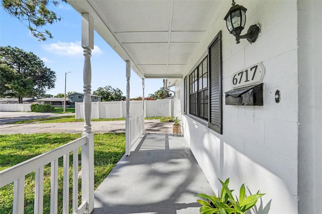 6717 MORNAY CIRCLE, TAMPA, FL 33615 — zdjęcie 4