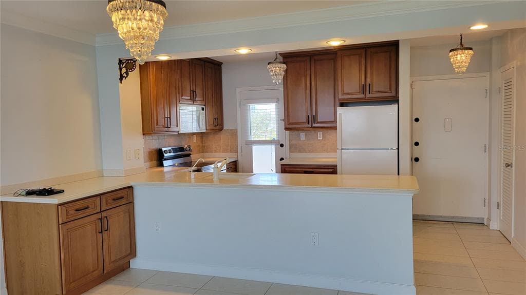 771 JOHN RINGLING BOULEVARD # 32FAIR, SARASOTA, FL 34236 — zdjęcie 3
