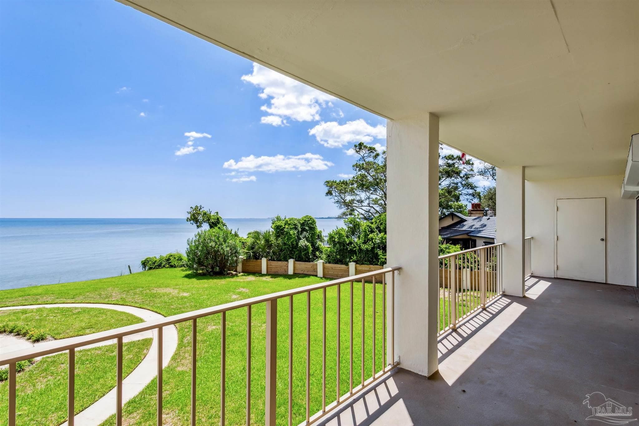 615 Bayshore Dr # 208, Pensacola, FL 32507