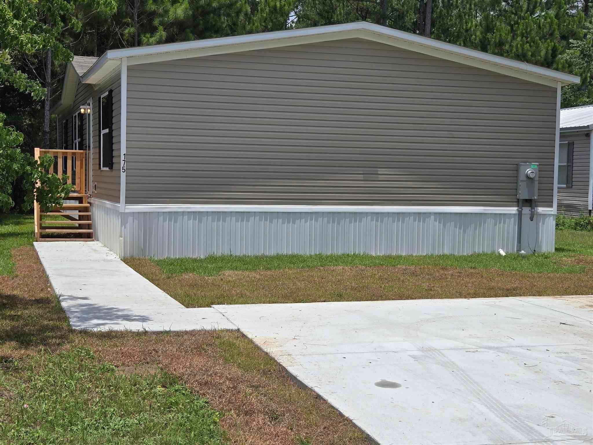 175 Kathryn Dr, Pensacola, FL 32506