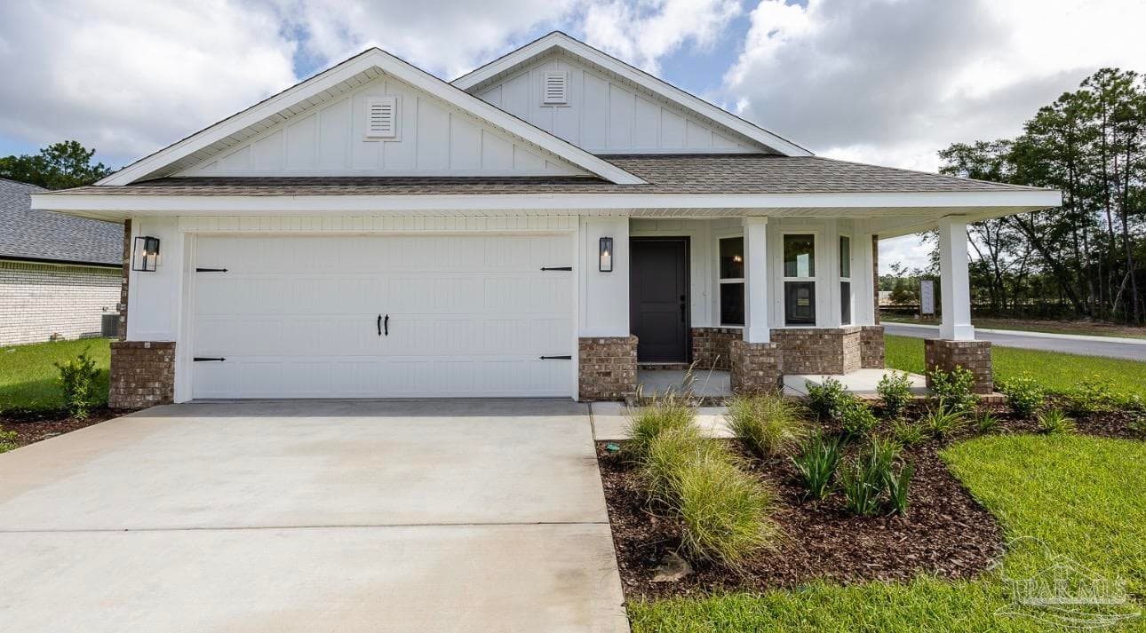 5298 Hidden Pines Cir, Milton, FL 32583