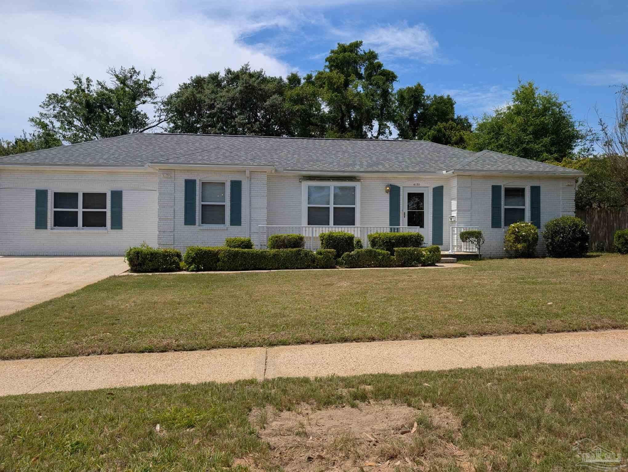 4135 Lynn Ora Dr, Pensacola, FL 32504